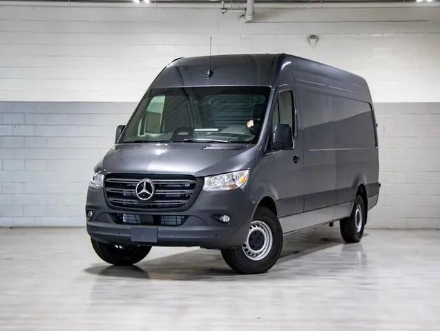 Photo of 2025 Selenite Gray Metallic Mercedes-Benz Sprinter 2500