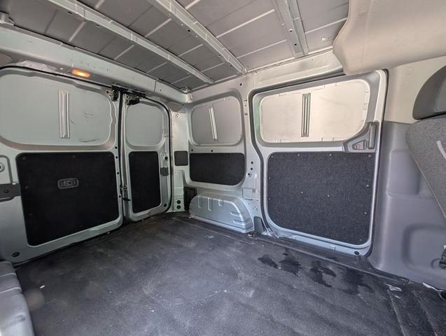 Photo of 2019 Brilliant Silver Metallic Nissan NV200