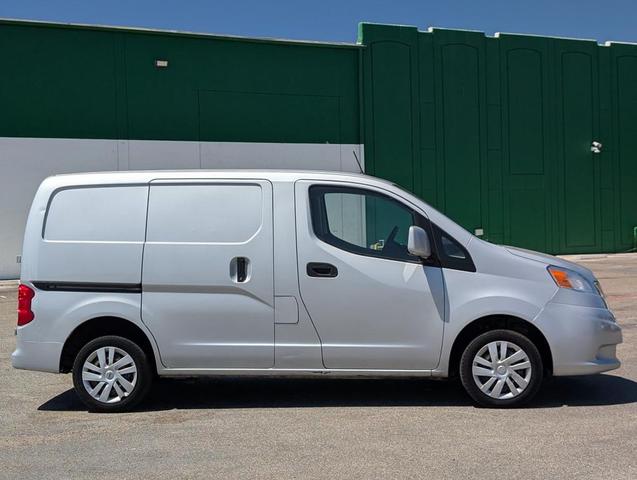 Photo of 2019 Brilliant Silver Metallic Nissan NV200