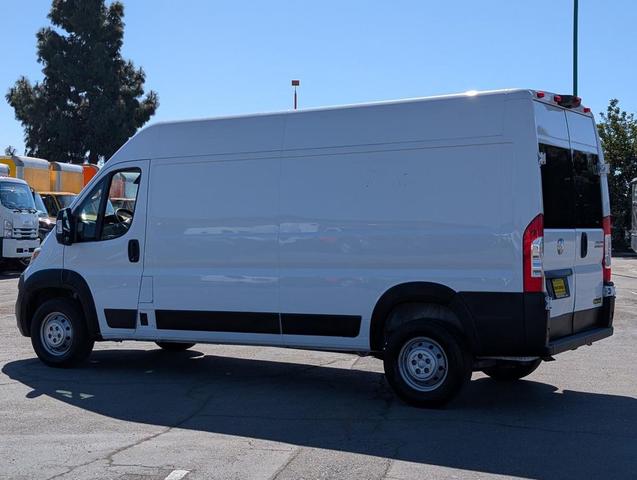 Photo of 2023 Bright White Clearcoat RAM ProMaster 2500