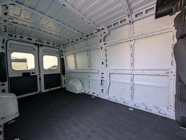 Photo of 2023 Bright White Clearcoat RAM ProMaster 2500