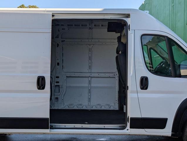 Photo of 2023 Bright White Clearcoat RAM ProMaster 2500