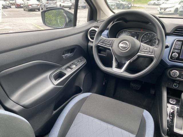 Photo of 2025 Super Black Nissan Versa