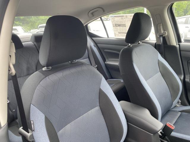 Photo of 2025 Super Black Nissan Versa