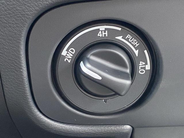 Photo of 2026 Bluestone Pearl Nissan Frontier