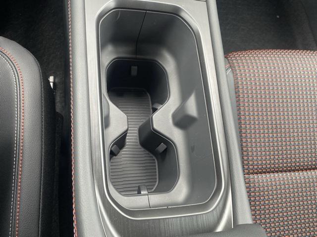 Photo of 2026 Gun Metallic Nissan Kicks