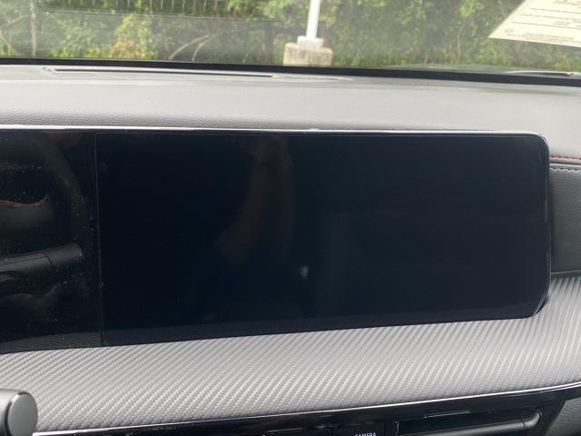 Photo of 2026 Gun Metallic Nissan Kicks