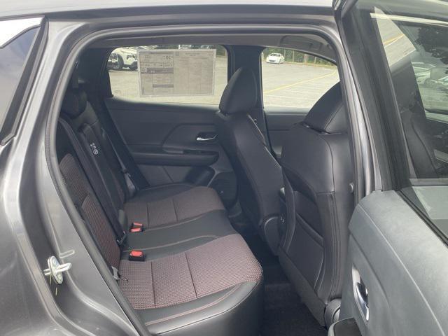 Photo of 2026 Gun Metallic Nissan Kicks