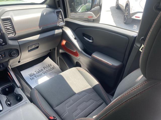 Photo of 2022 Tactical Green Metallic Nissan Frontier
