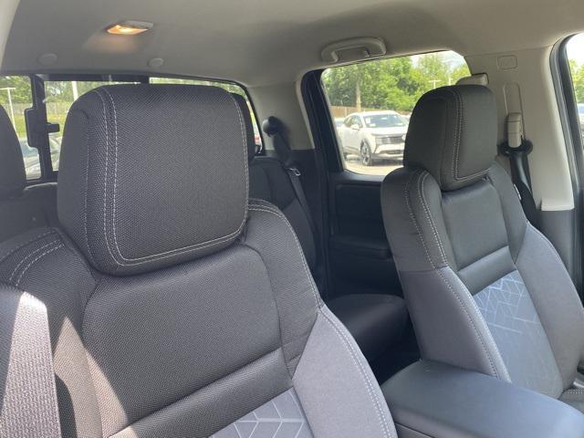 Photo of 2025 Glacier White Nissan Frontier