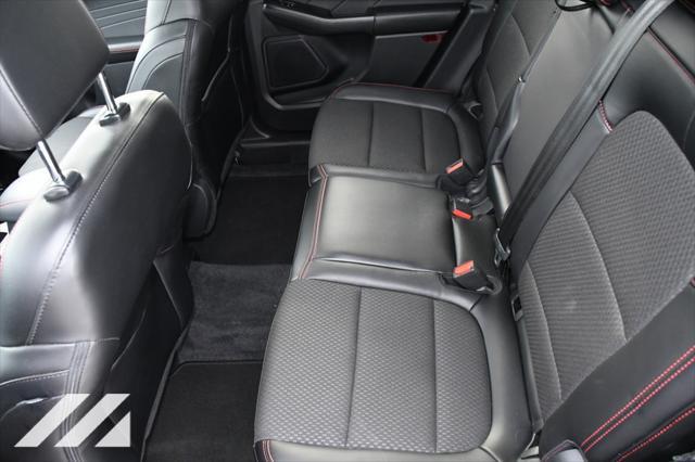 Photo of 2024 Silver Metallic Ford Escape