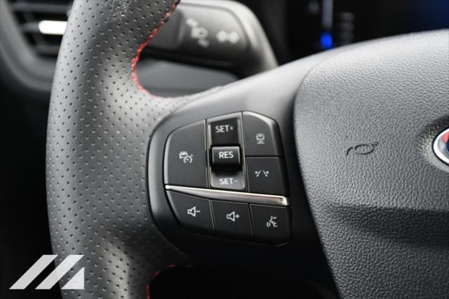 Photo of 2024 Silver Metallic Ford Escape