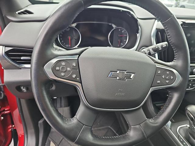 Photo of 2022 Cherry Red Tintcoat Chevrolet Traverse