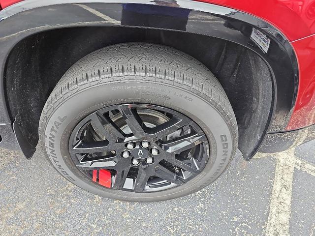 Photo of 2022 Cherry Red Tintcoat Chevrolet Traverse