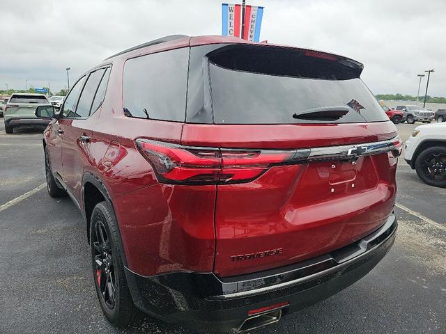 Photo of 2022 Cherry Red Tintcoat Chevrolet Traverse