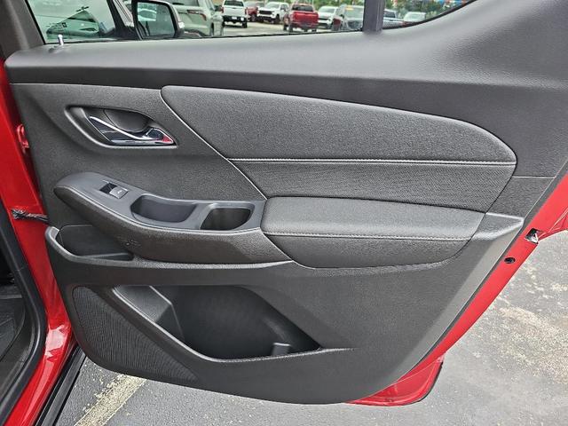Photo of 2022 Cherry Red Tintcoat Chevrolet Traverse