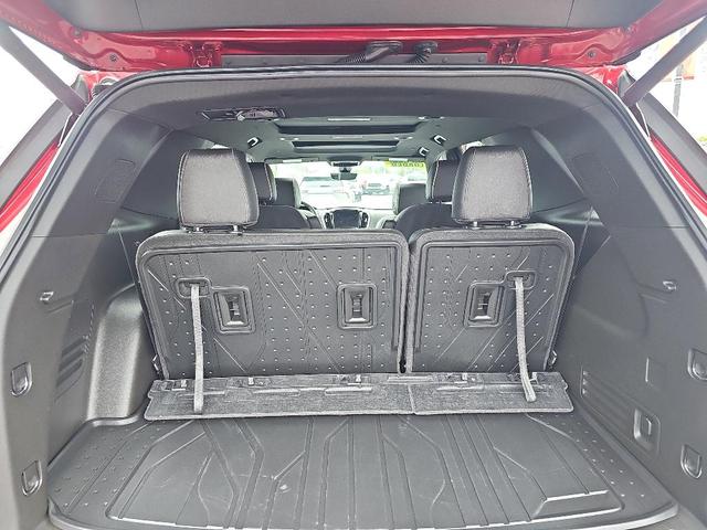 Photo of 2022 Cherry Red Tintcoat Chevrolet Traverse