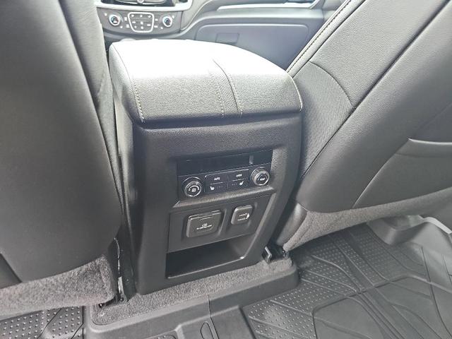 Photo of 2022 Cherry Red Tintcoat Chevrolet Traverse