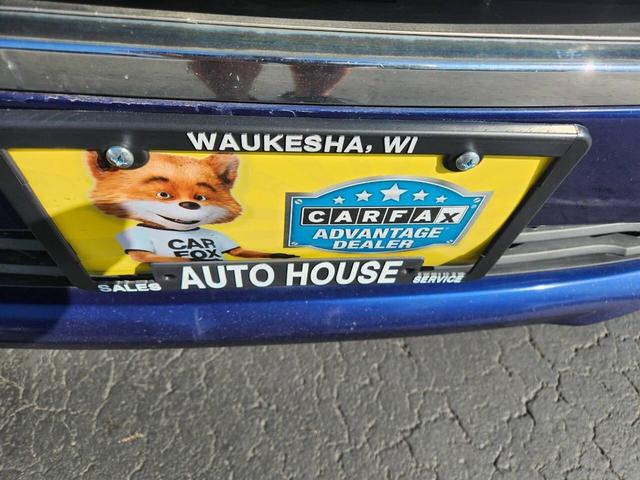 Photo of 2015 Blue Subaru Legacy