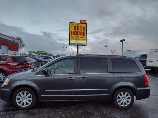 2016 Chrysler Town & Country