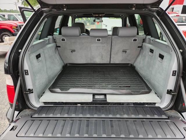 Photo of 2003 Black BMW X5