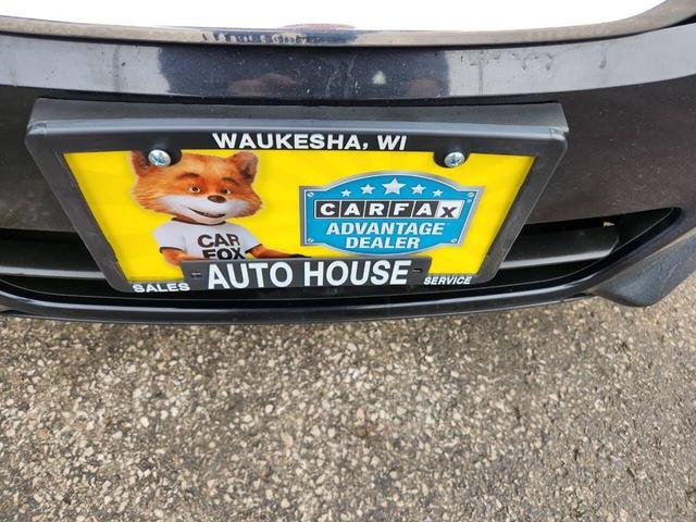 Photo of 2017 Blue Nissan Altima