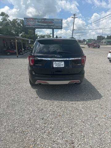 Photo of 2017 Shadow Black Ford Explorer