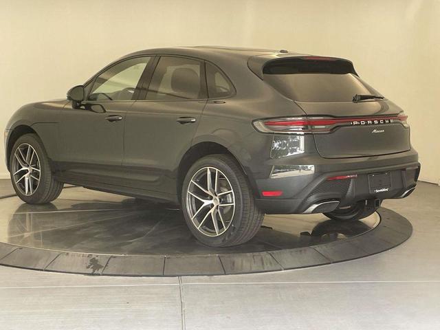 Photo of 2025 Gray Porsche Macan
