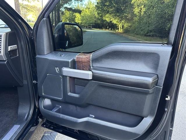 Photo of 2016 Black Ford F-150
