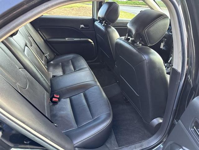 Photo of 2012 Black Ford Fusion