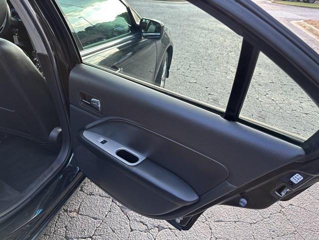 Photo of 2012 Black Ford Fusion