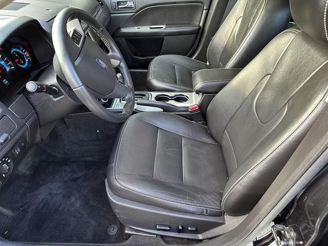Photo of 2012 Black Ford Fusion