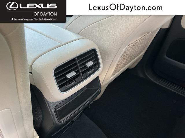Photo of 2022 Polar White Mercedes-Benz GLE 350