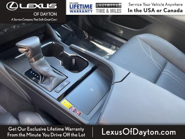 Photo of 2024 Moonbeam Beige Metallic Lexus ES 300h