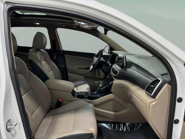 Photo of 2019 White Pearl Hyundai TUCSON