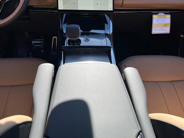 Photo of 2025 Charente Grey Land Rover Range Rover Sport