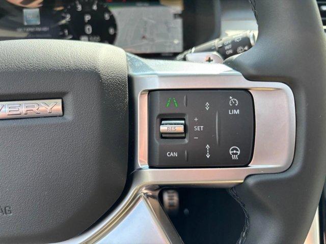 Photo of 2025 Varesine Blue Land Rover Discovery
