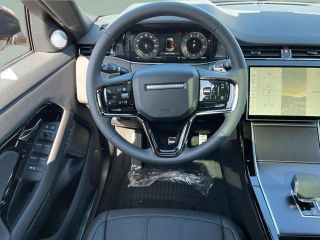 Photo of 2026 Seoul Pearl Silver Land Rover Range Rover Evoque