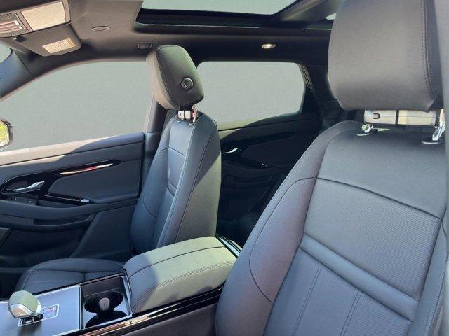Photo of 2026 Seoul Pearl Silver Land Rover Range Rover Evoque
