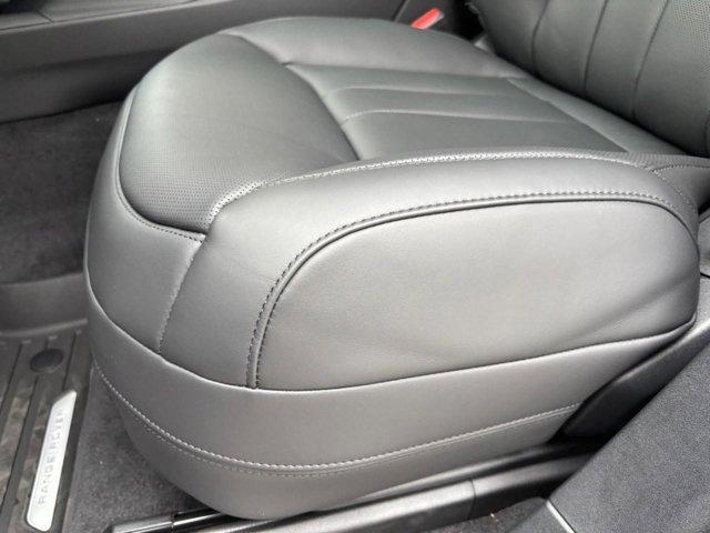 Photo of 2025 Carpathian Grey Land Rover Range Rover Sport