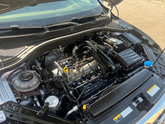 Photo of 2021 Silver Metallic Volkswagen Jetta