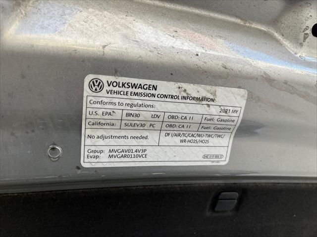 Photo of 2021 Silver Metallic Volkswagen Jetta