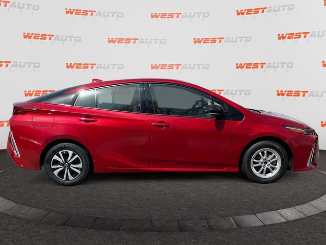 Photo of 2019 Hypersonic Red Toyota Prius Prime