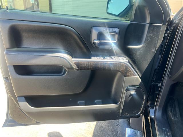 Photo of 2016 Onyx Black GMC Sierra 1500