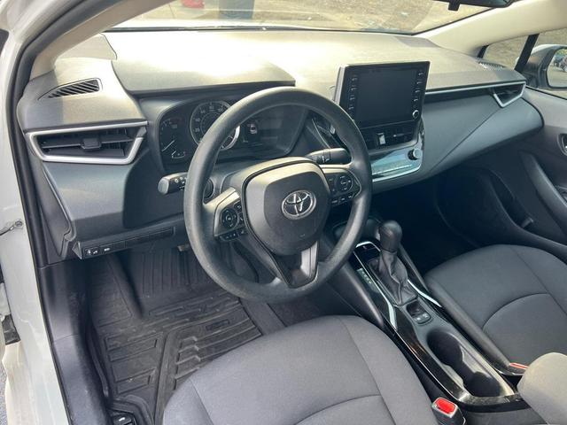 Photo of 2020 White Toyota Corolla