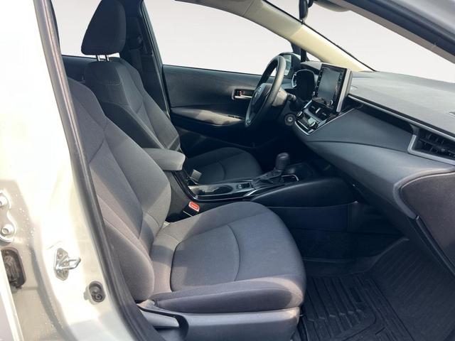 Photo of 2020 White Toyota Corolla