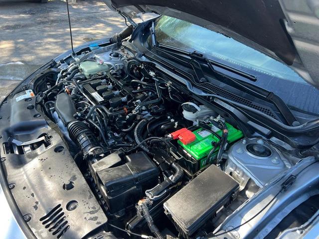 Photo of 2019 Gray Honda Civic