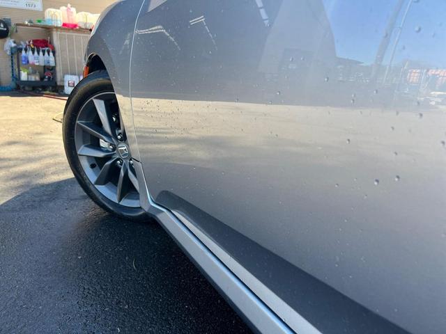 Photo of 2019 Gray Honda Civic