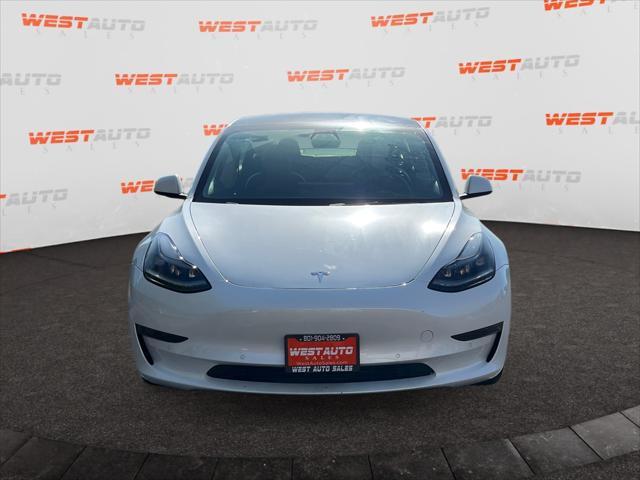 Photo of 2021 Pearl White Multi-Coat Tesla Model 3