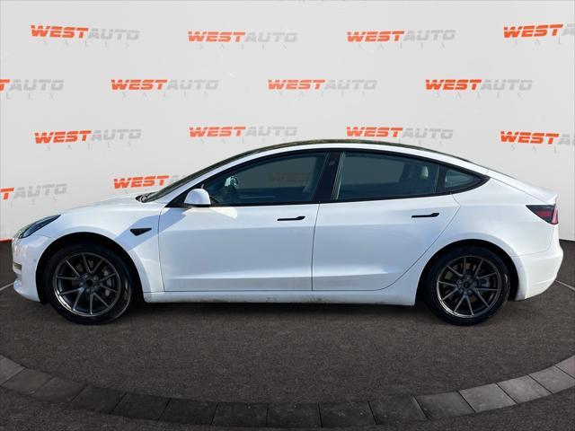 Photo of 2021 Pearl White Multi-Coat Tesla Model 3